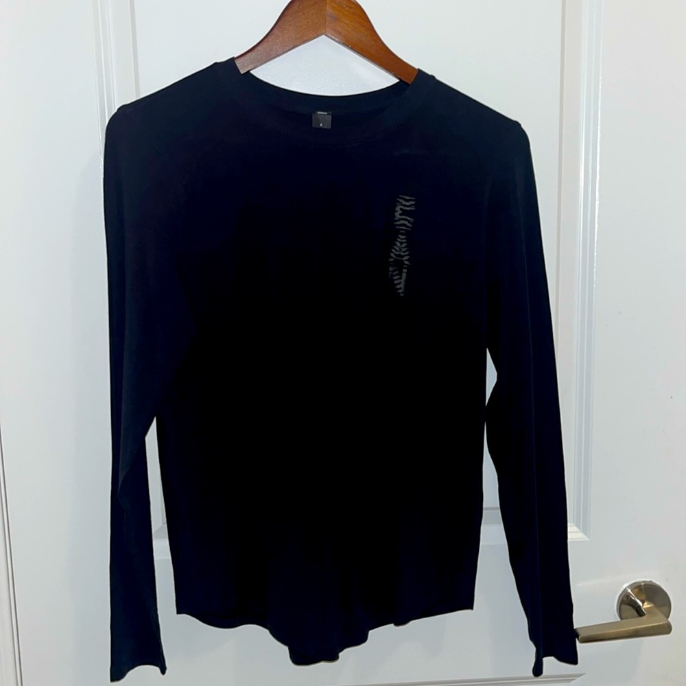 Lululemon Olympic Team Canada Love Long sleeves size 6